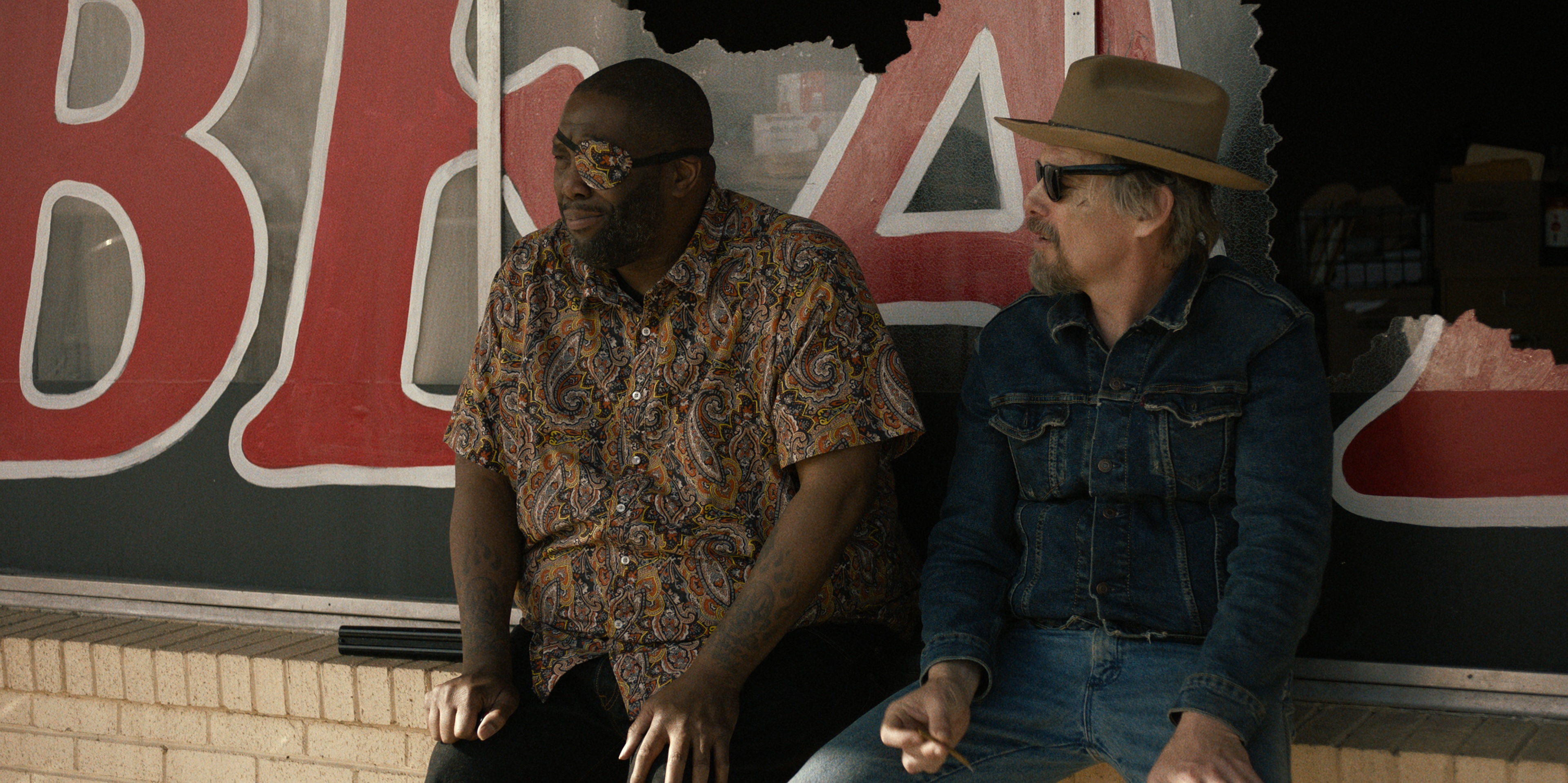 The Lowdown — Season 1 still 4